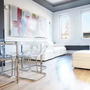 Appartamento Jewel Vista Duomo 100m, Milano
